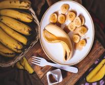 Бананы: полезные свойства и польза для организма человека