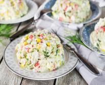 Салат из крабовых палочек. 10 самых лучших рецептов салата