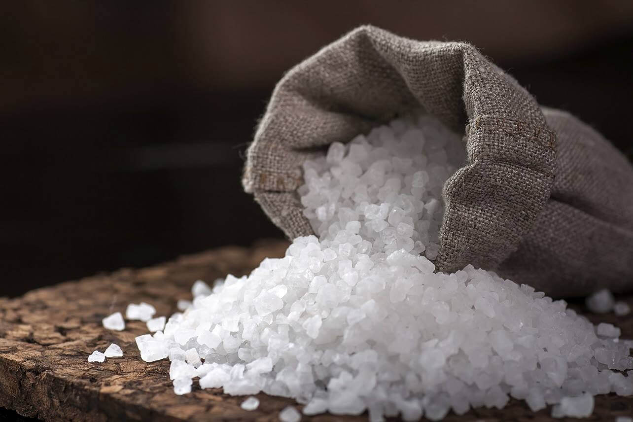 Какие виды соли существуют, свойства солей, применение, различия крупной соли от мелкой, а также интересные факты об этом